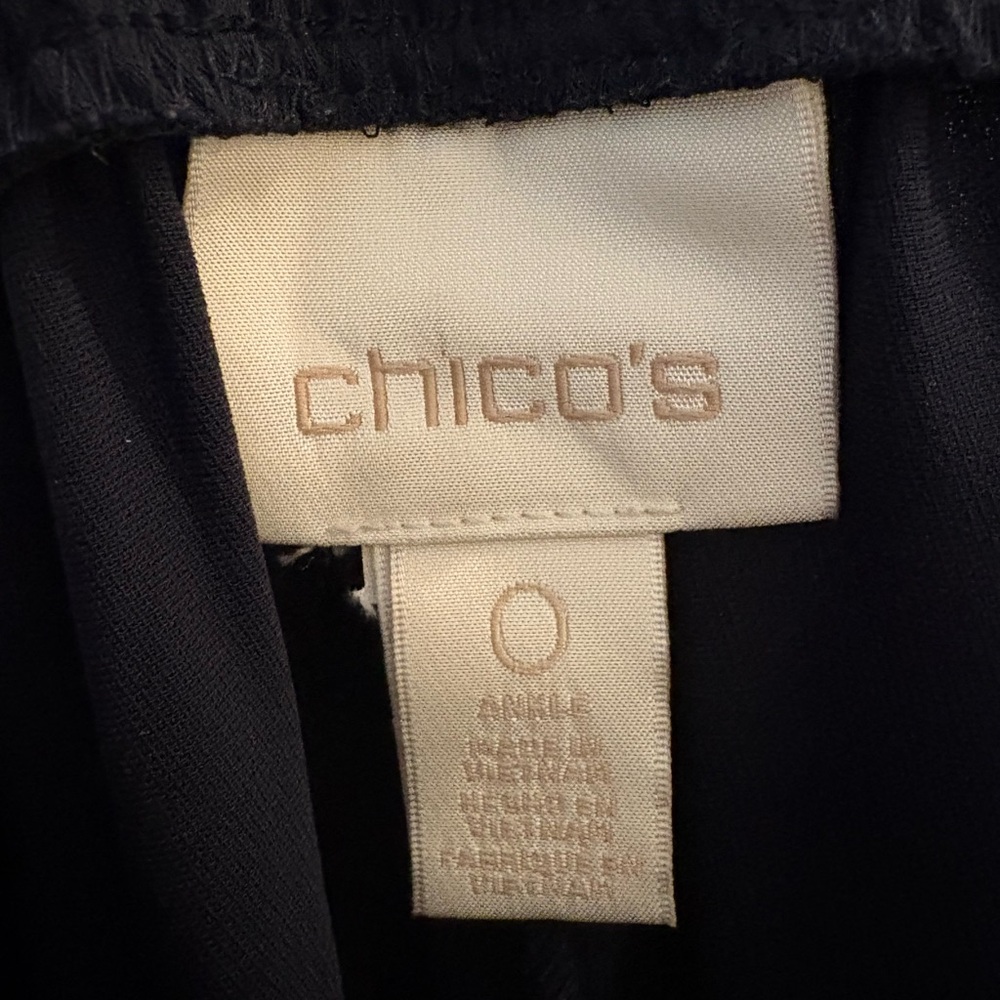Chico's Classic Dark Navy pant